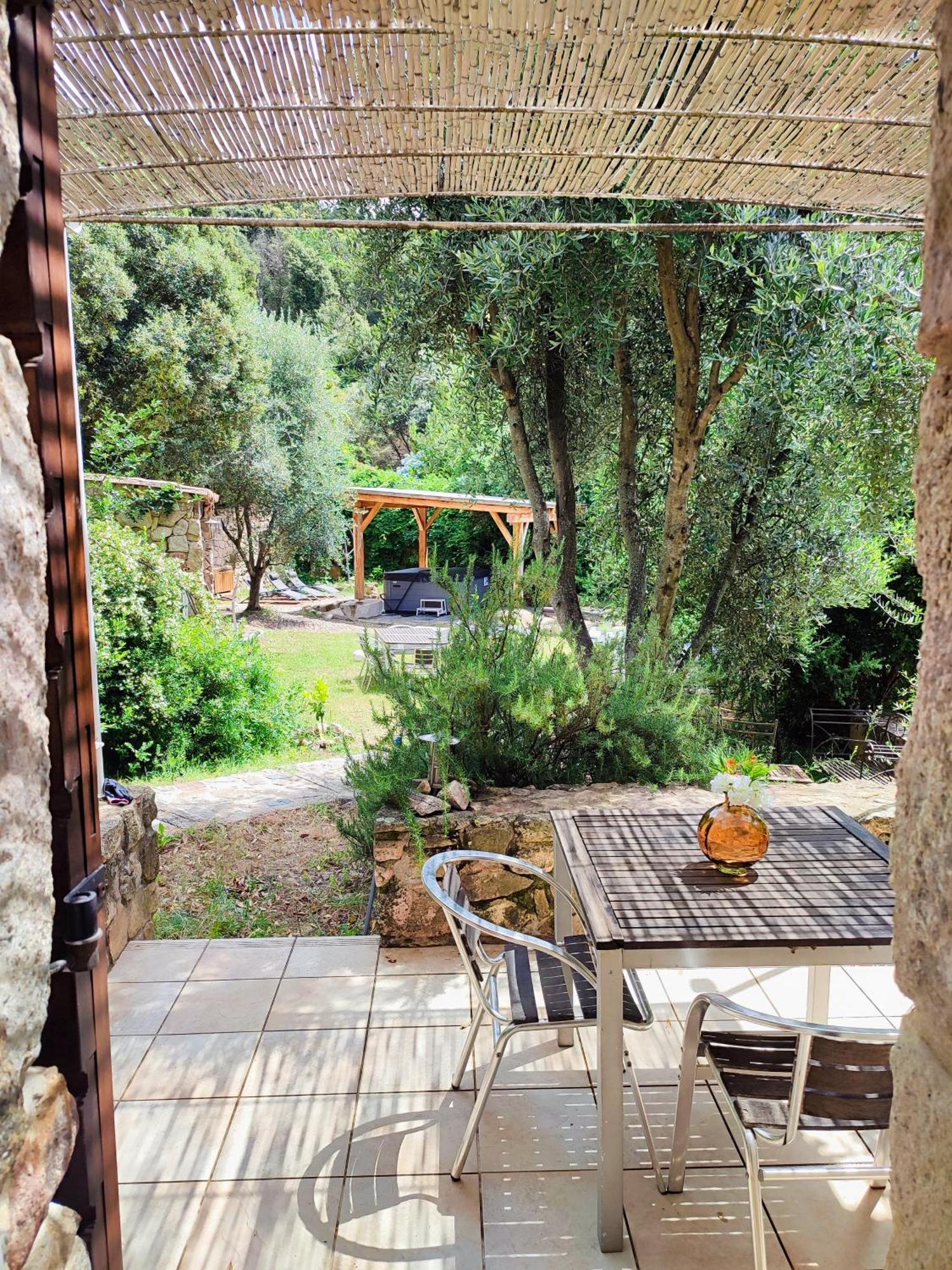 Entre Mer & Maquis, L'Ame De La Corse En Gites De Charme Avec Jacuzzi, Proche Ajaccio Peri Εξωτερικό φωτογραφία